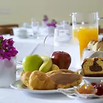 Ξενοδοχείο Porto Veneziano