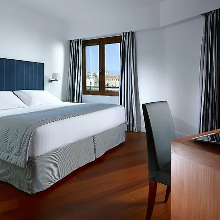 Porto Veneziano 하니아