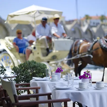 ホテル Porto Veneziano 3*