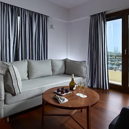 Porto Veneziano Hotel 3*