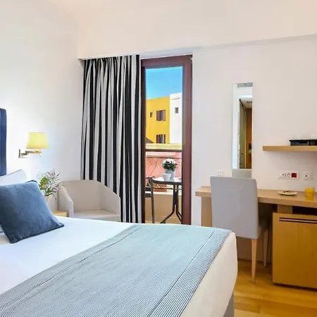 Porto Veneziano Hotel 3*