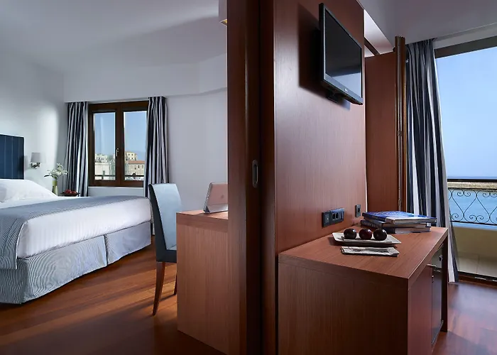 ホテル Porto Veneziano 3*