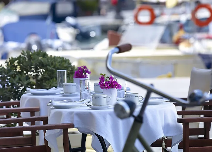 ホテル Porto Veneziano ハニア