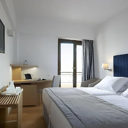 Porto Veneziano Готель 3*