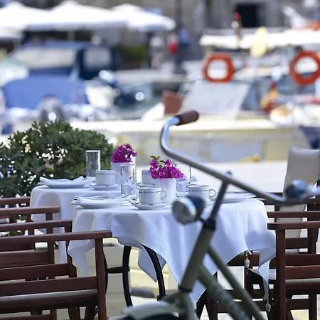 Porto Veneziano Готель